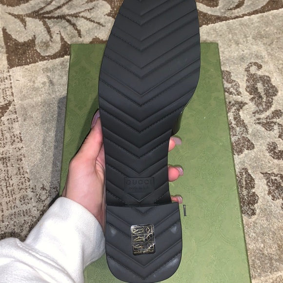 *Brand New* GUCCI Rubber Logo Platform Slide Sandal size 11 - Picture 4 of 8